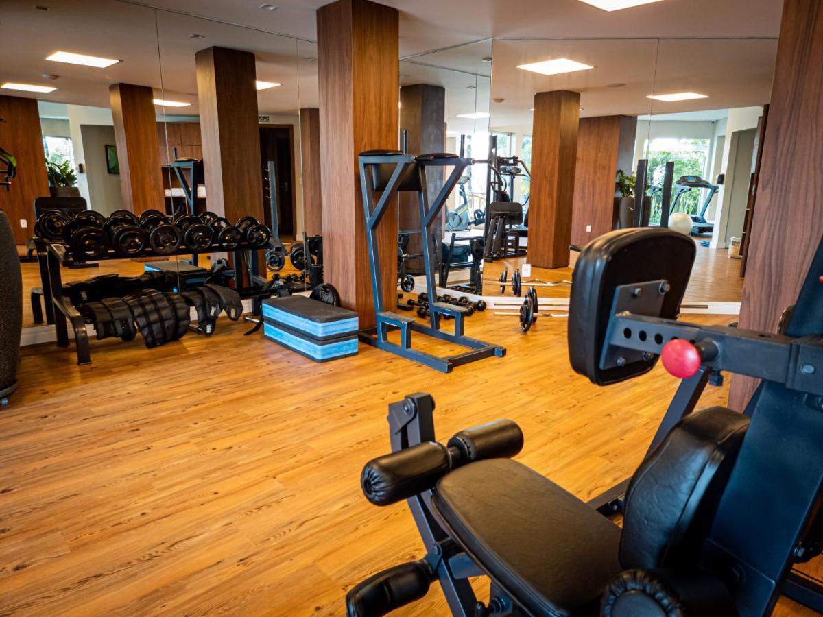 Wish Serrano Resort Грамаду Экстерьер фото The gym at the hotel