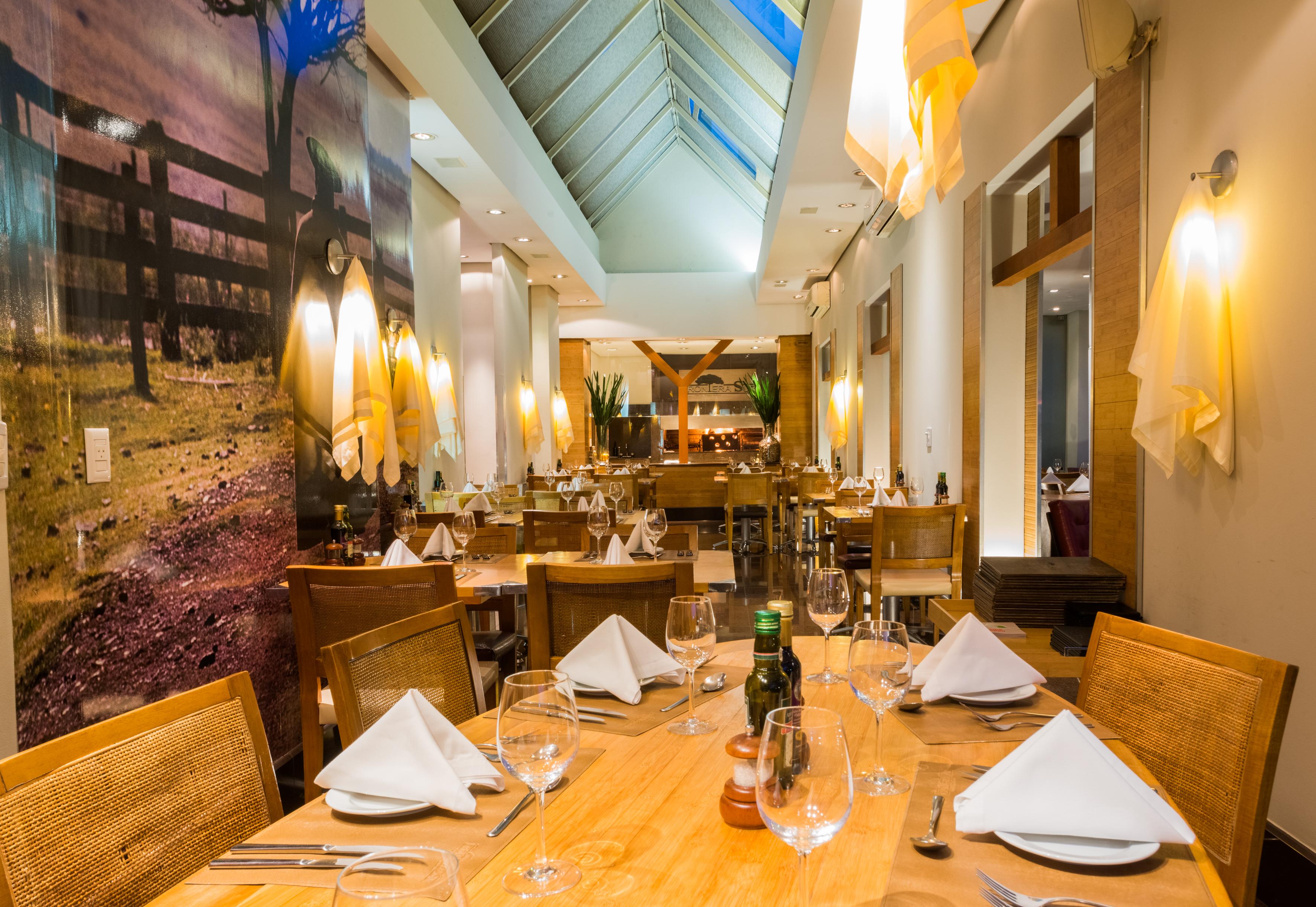 Wish Serrano Resort Грамаду Экстерьер фото Restaurant