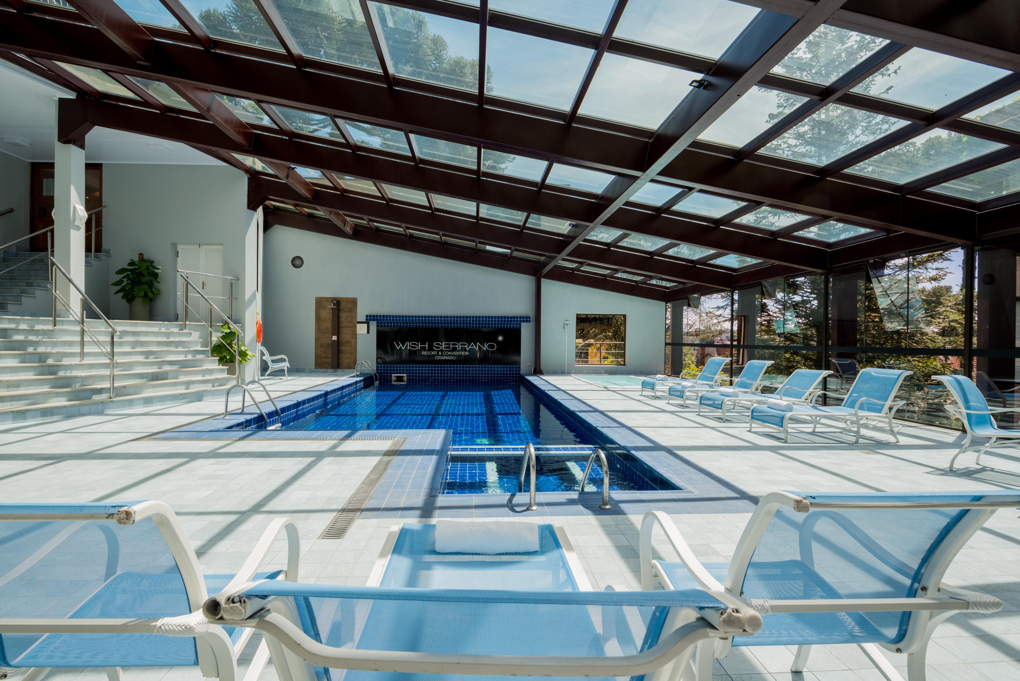 Wish Serrano Resort Грамаду Экстерьер фото Swimming pool at the hotel
