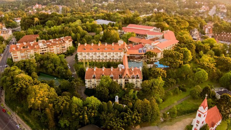 Wish Serrano Resort Грамаду Экстерьер фото Aerial view of the hotel